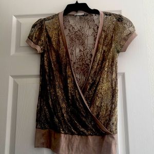 Lace Gold shortsleeeve Blouse